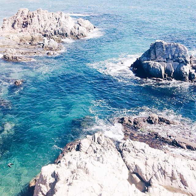 Petit coin de paradis 🌴🌊 #beach #sea #paradise #beautiful #landscape #spain #trip #holidays #escape