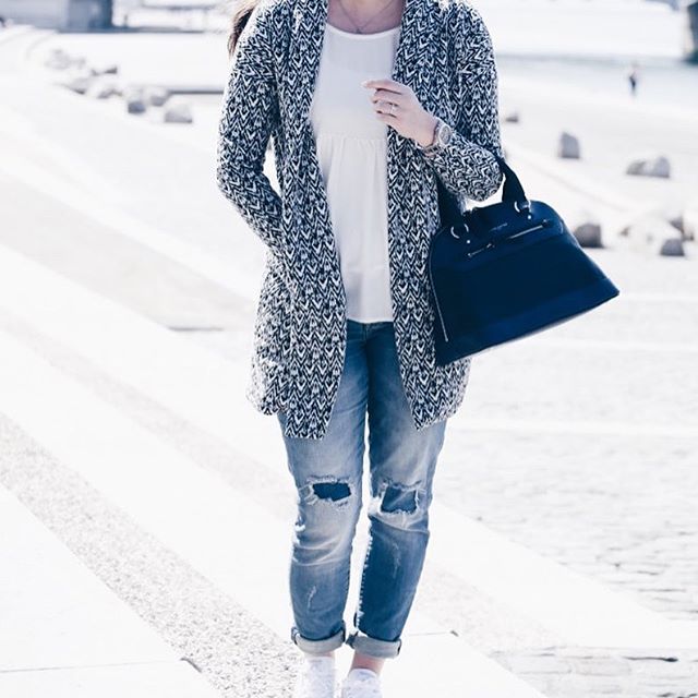 Tenue du jour, confortable et printanière 👍🏼🌸 #ootd #outfit #fashion #fashionblogger #spring #look #instalook #lancaster #reebok #boyfriend #longhair